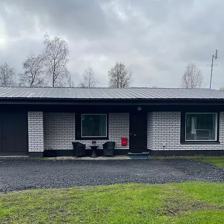 Pieni Omakotitalo Joen Rannalla Apartment Rautio