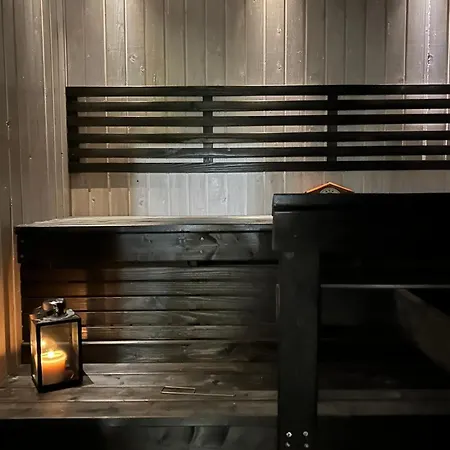 Pieni Omakotitalo Joen Rannalla Apartment *